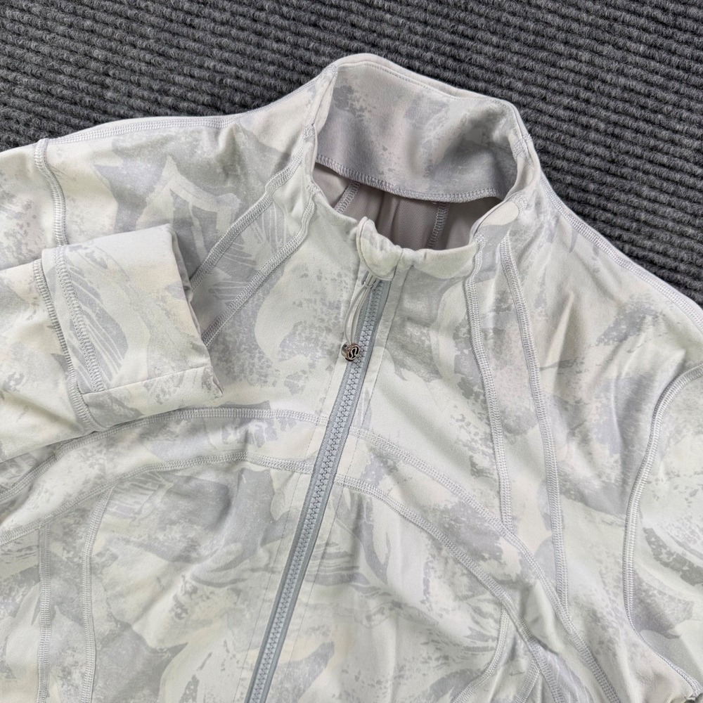 Lululemon Define Jacket Womens 12 Grey White Floral Camo Full Zip Activewear